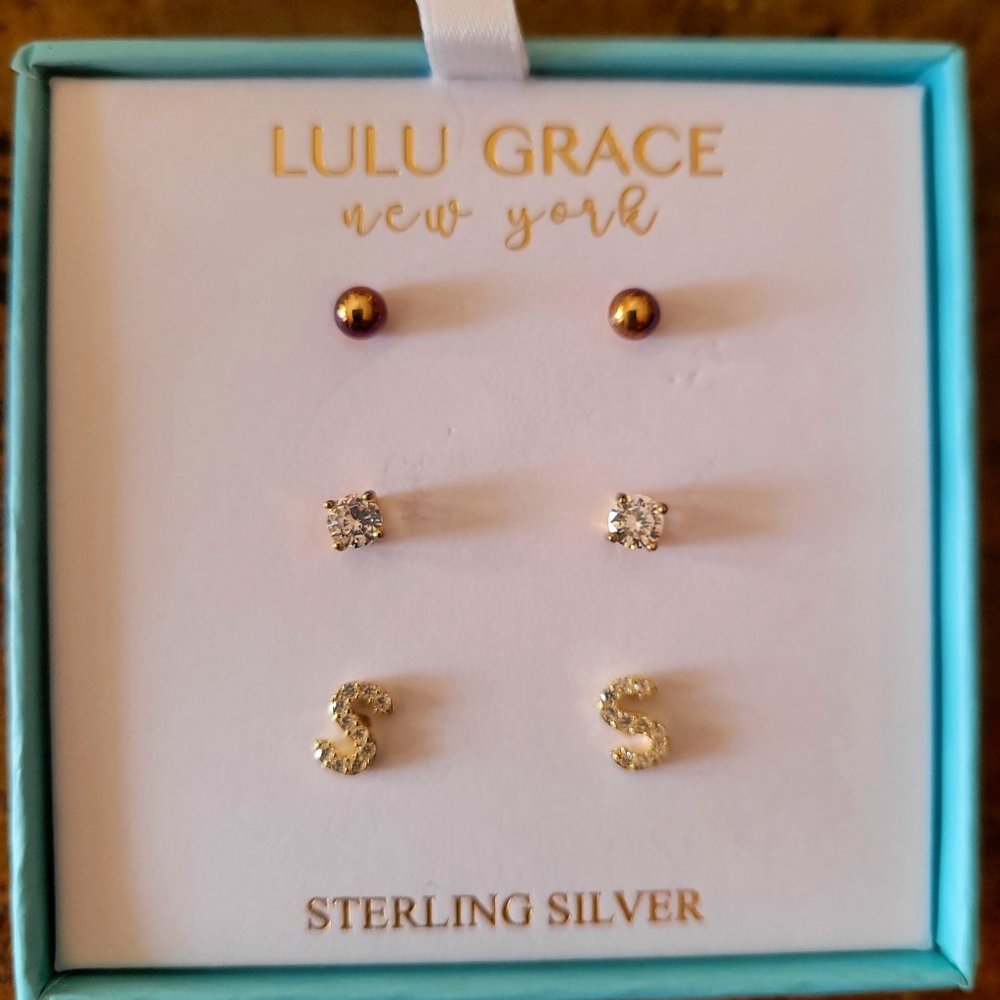 Lulue Grace earrings with the letter "S"